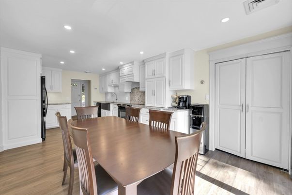 Dining room, Interior, Kitchen, Recessed Lighting, Wood Texture Flooring