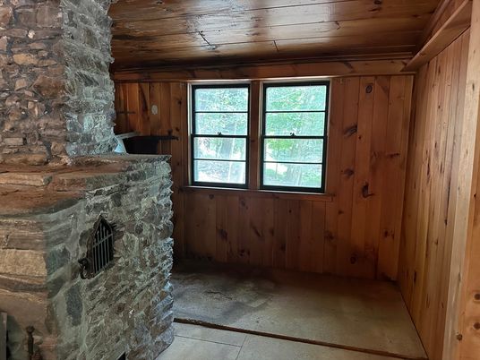Empty room, Interior, Stone Walls, Wooden Ceilings, Wooden Walls