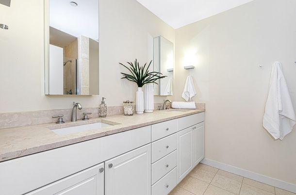 Bathroom, Dual Sink Vanities, Interior