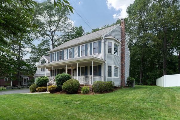 Backyard, Exterior, Facade, Georgian