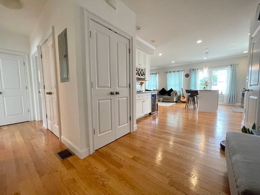 Dining room, Interior, Kitchen, Pendant Lights, Recessed Lighting, Wood Texture Flooring