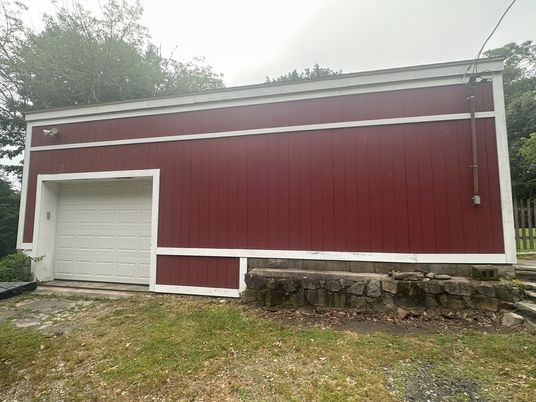 Detached Garage, Exterior
