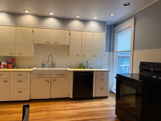 Interior, Kitchen, Recessed Lighting, Wood Texture Flooring