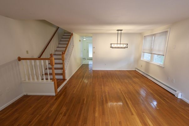 Empty room, Interior, Pendant Lights, Wood Texture Flooring