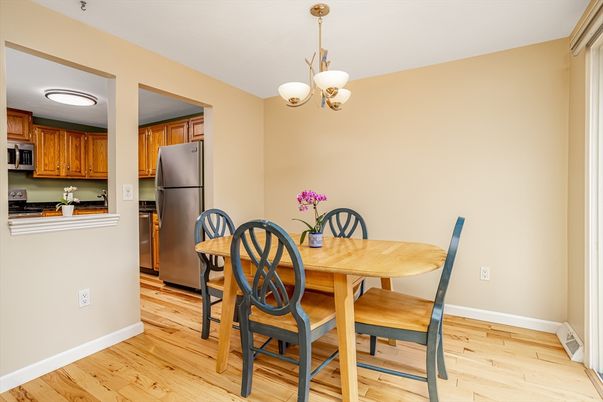 Chandelier, Dining room, Interior, Kitchen, Wood Texture Flooring
