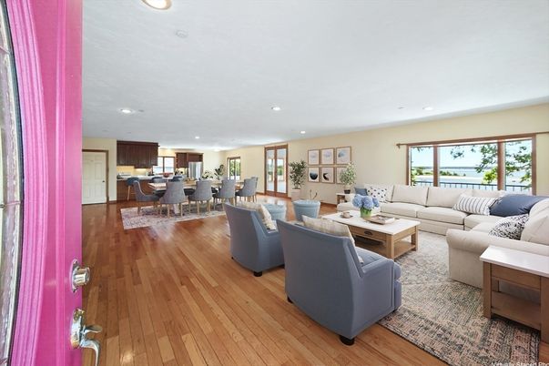 Dining room, Interior, Kitchen, Living room, Recessed Lighting, Wood Texture Flooring