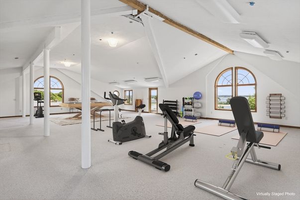 Fitness Equipment, Interior, Wooden Beams