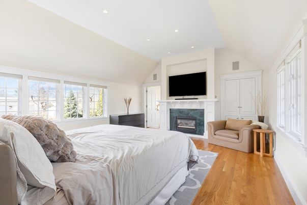 Bedroom, Fireplace, Interior, Recessed Lighting, Wood Texture Flooring