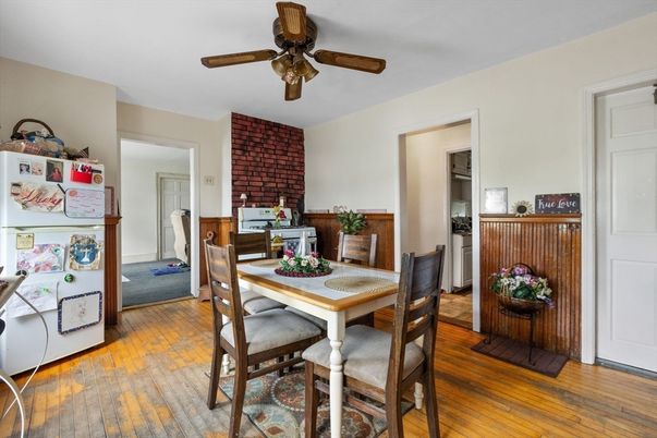 Dining room, Interior, Kitchen, Stone Walls, Wood Texture Flooring
