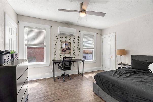 Bedroom, Home Office, Interior, Wood Texture Flooring