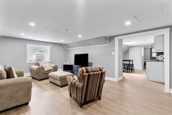 Interior, Kitchen, Living room, Recessed Lighting, Wood Texture Flooring