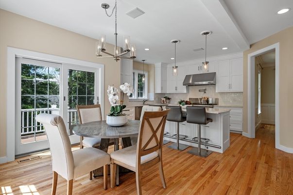 Dining room, Interior, Kitchen, Pendant Lights, Recessed Lighting, Wood Texture Flooring
