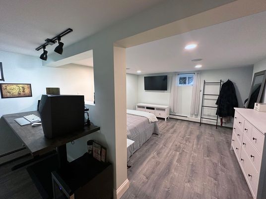 Bedroom, Interior, Recessed Lighting, Wood Texture Flooring