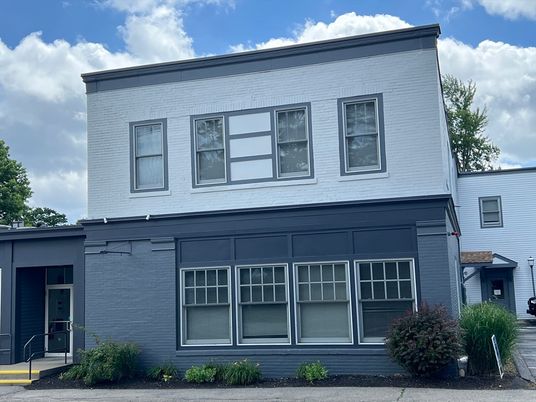 Exterior, Facade, Rowhouse