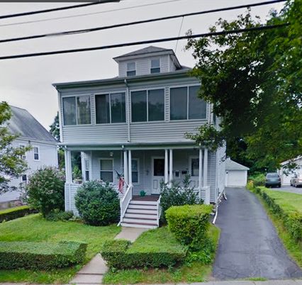 Exterior, Facade, American Foursquare