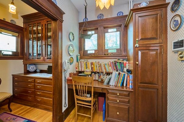 Home Office, Interior, Pendant Lights, Wood Texture Flooring