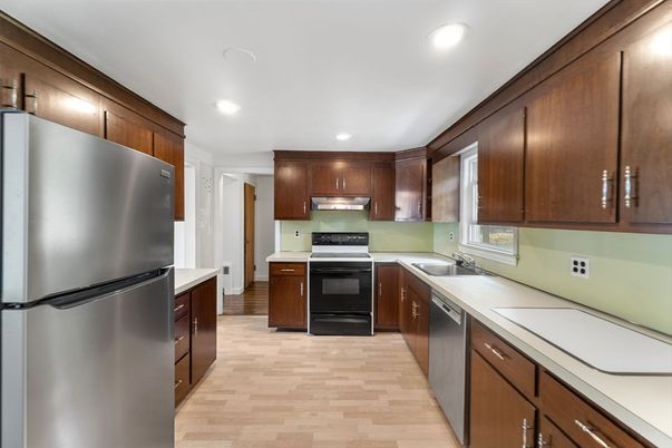 Interior, Kitchen, Recessed Lighting, Wood Texture Flooring