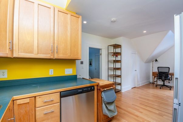 Interior, Kitchen, Recessed Lighting, Wood Texture Flooring