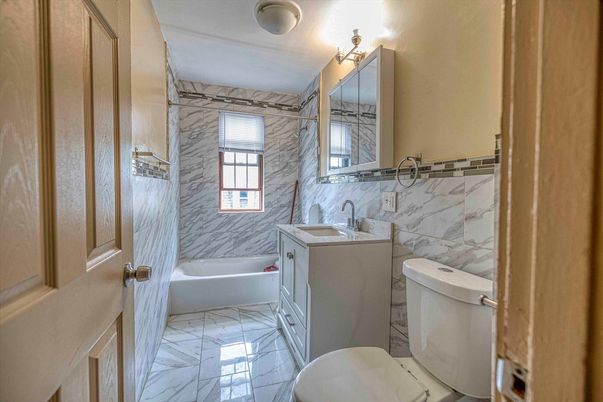 Bathroom, Interior, Marble, Marble Walls