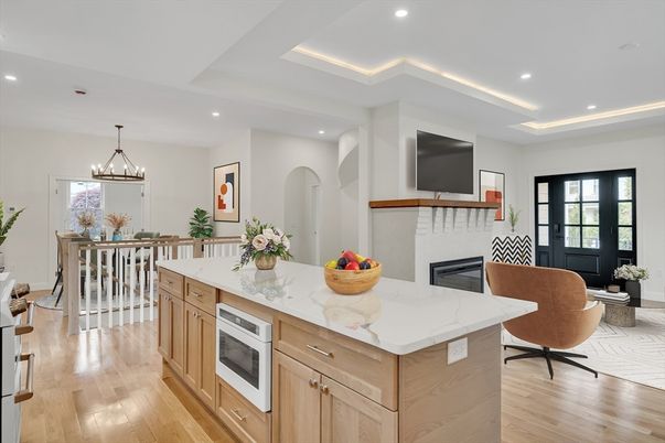Chandelier, Dining room, Fireplace, Interior, Kitchen, Pendant Lights, Recessed Lighting, Wood Texture Flooring