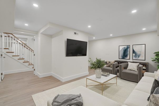 Interior, Living room, Recessed Lighting, Wood Texture Flooring