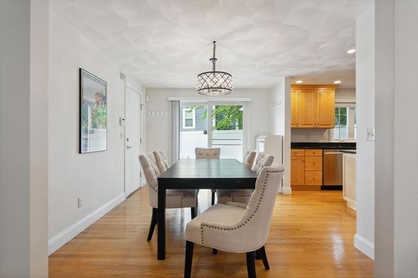 Dining room, Interior, Kitchen, Pendant Lights, Recessed Lighting, Wood Texture Flooring