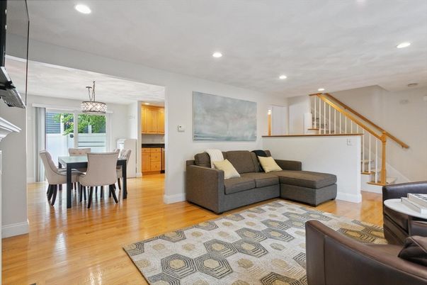 Dining room, Interior, Living room, Pendant Lights, Recessed Lighting, Wood Texture Flooring