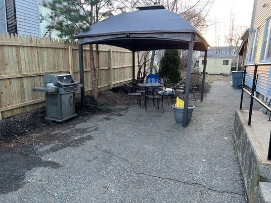 Backyard, Exterior