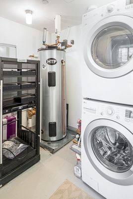 Interior, Utility Closets, Washer