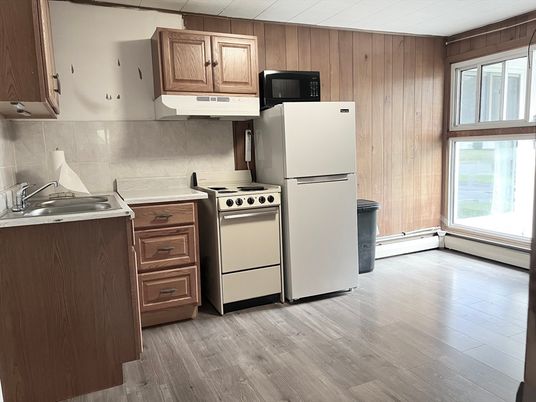 Interior, Kitchen, Wood Texture Flooring, Wooden Walls