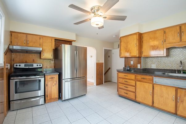 Interior, Kitchen, Stainless Steel Appliances