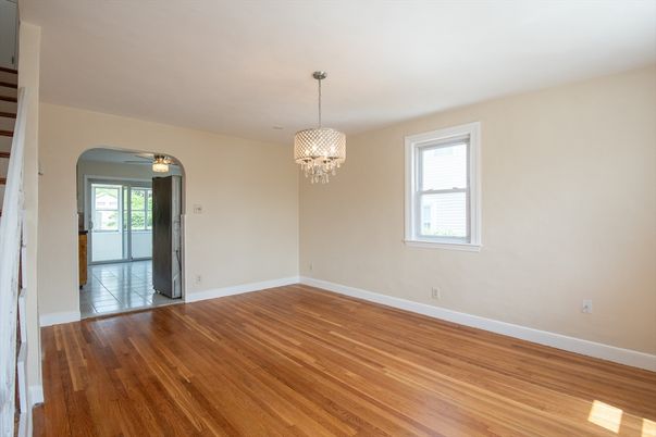 Chandelier, Empty room, Interior, Wood Texture Flooring