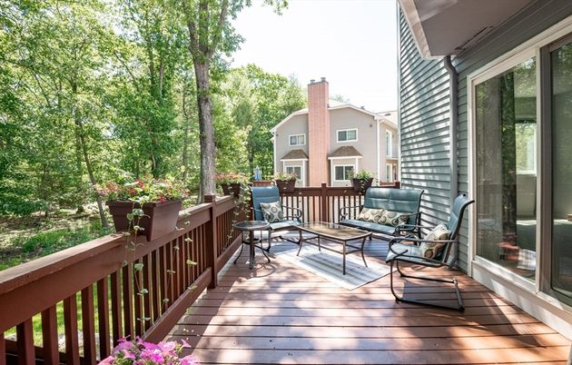 Exterior, Wood Texture Flooring