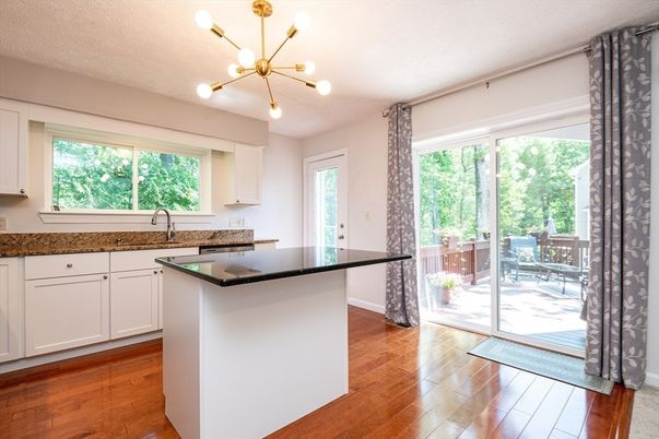 Interior, Kitchen, Pendant Lights, Wood Texture Flooring