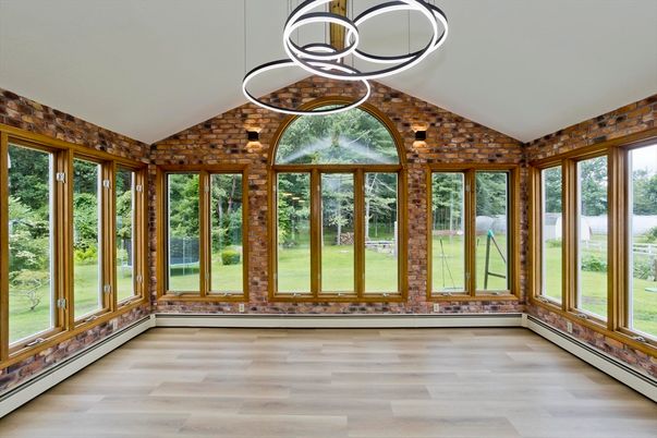 Interior, Pendant Lights, Sun Room, Wood Texture Flooring