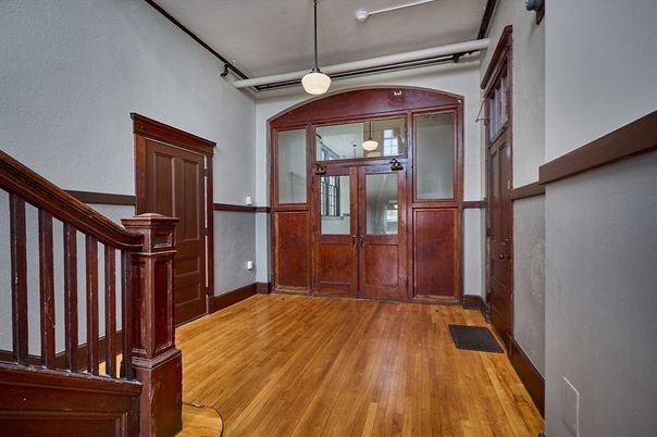 Interior, Pendant Lights, Wood Texture Flooring