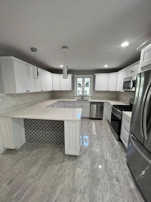 Interior, Kitchen, Pendant Lights, Recessed Lighting, Stainless Steel Appliances