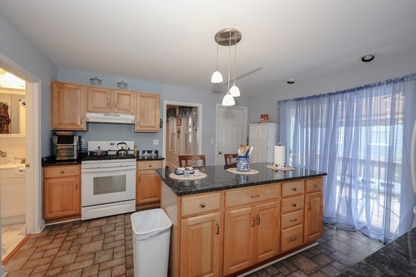 Interior, Kitchen, Pendant Lights, Recessed Lighting