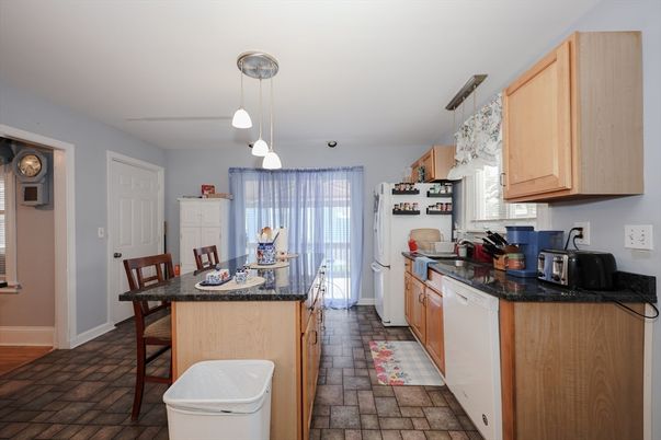 Dining room, Interior, Kitchen, Pendant Lights