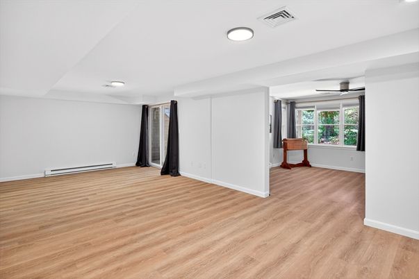 Empty room, Interior, Recessed Lighting, Wood Texture Flooring
