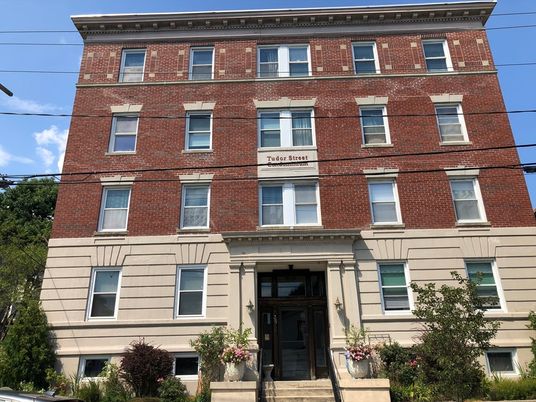 Exterior, Facade, Brick Facade, Rowhouse