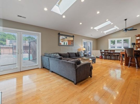 Dining room, Interior, Living room, Recessed Lighting, Wood Texture Flooring