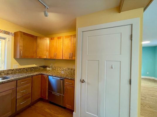 Interior, Kitchen, Recessed Lighting, Wood Texture Flooring