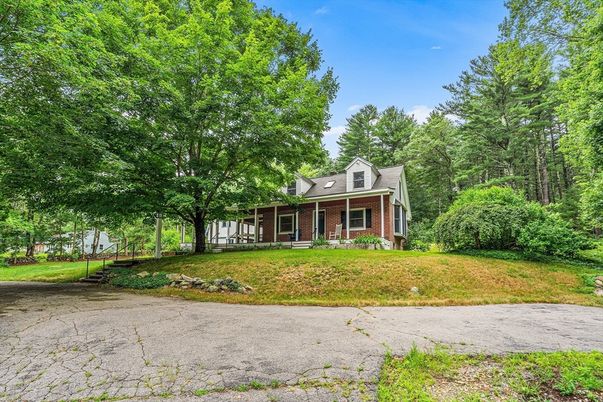 Backyard, Exterior, Facade, Brick Facade, None