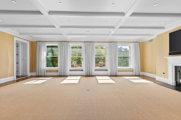 Empty room, Fireplace, Interior, Recessed Lighting