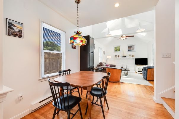 Dining room, Interior, Living room, Pendant Lights, Recessed Lighting, Wood Texture Flooring