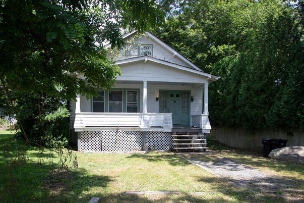Exterior, Facade, None