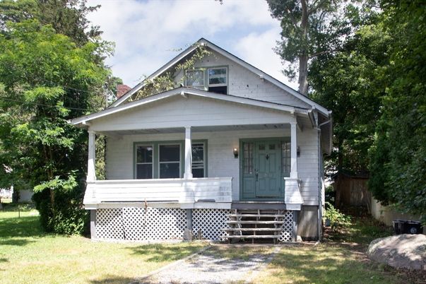 Exterior, Facade, American Craftsman