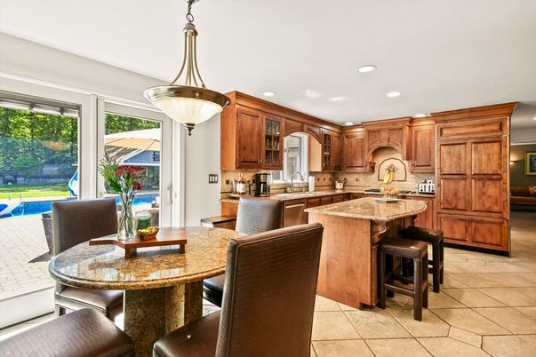 Dining room, Interior, Kitchen, Recessed Lighting, Stainless Steel Appliances