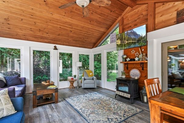 Interior, Sun Room, Wooden Ceilings, Wood Texture Flooring